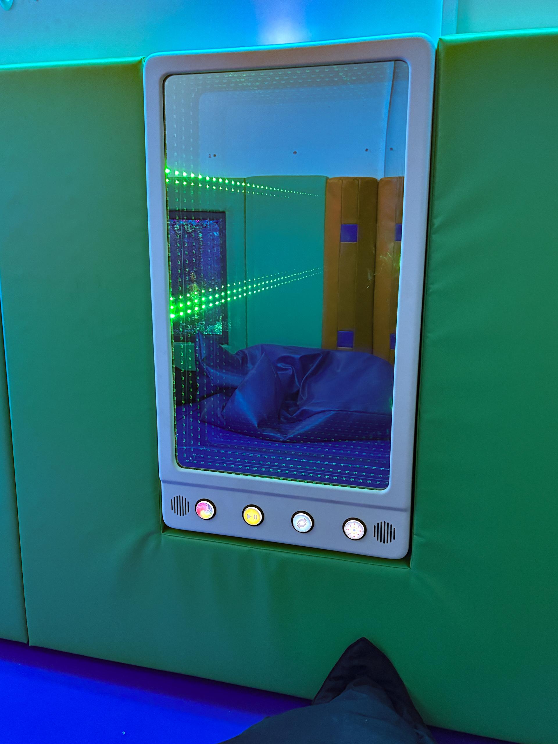 Dulux Infinity Panel