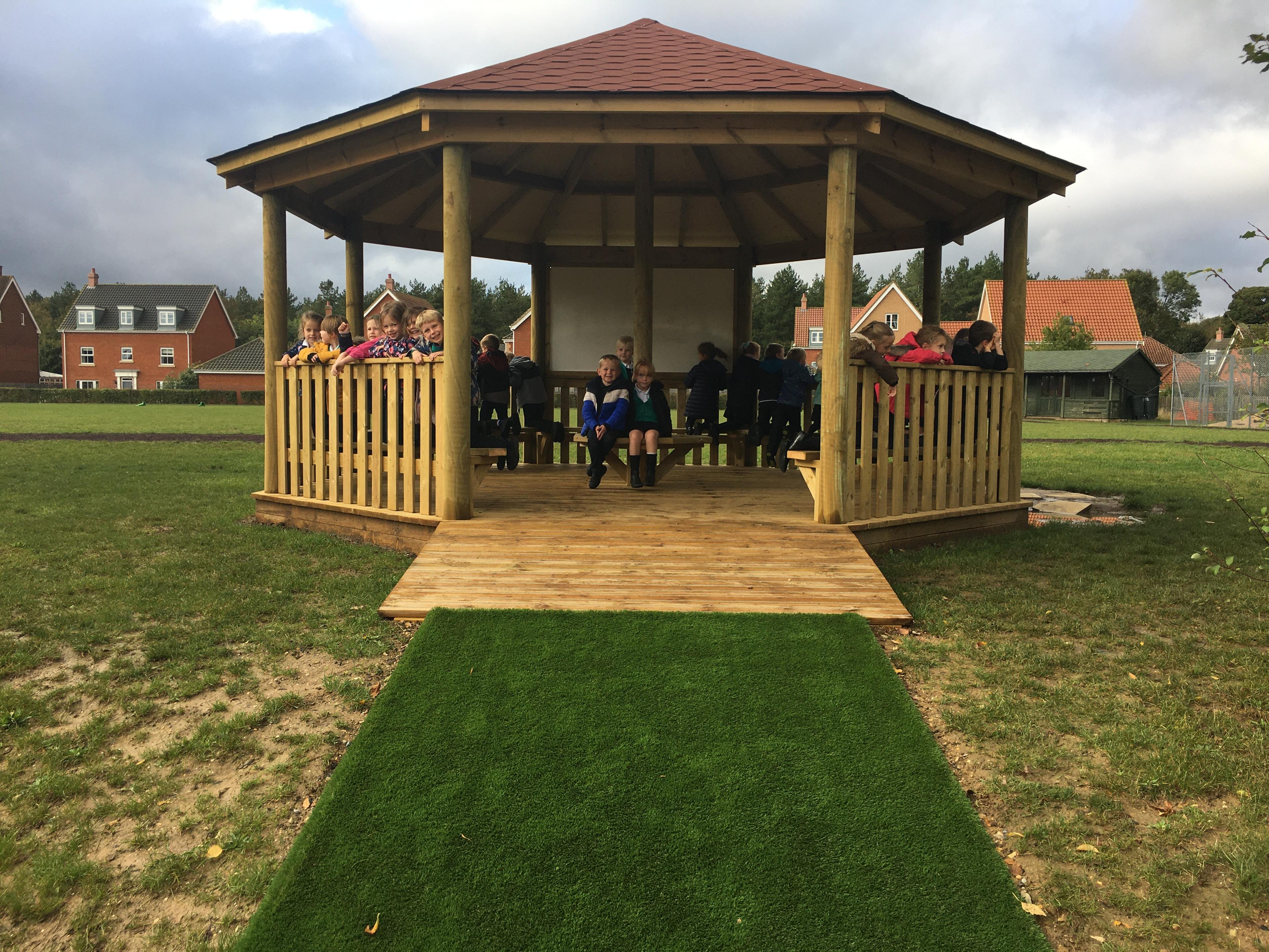 Outdoor Classrooms for schools 