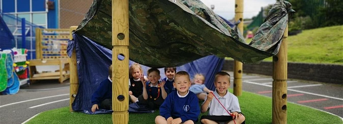 Den Making and Playhouses hero banner