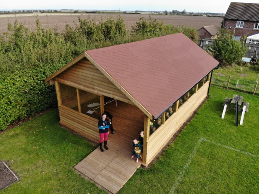 outdoor classrooms for schools 