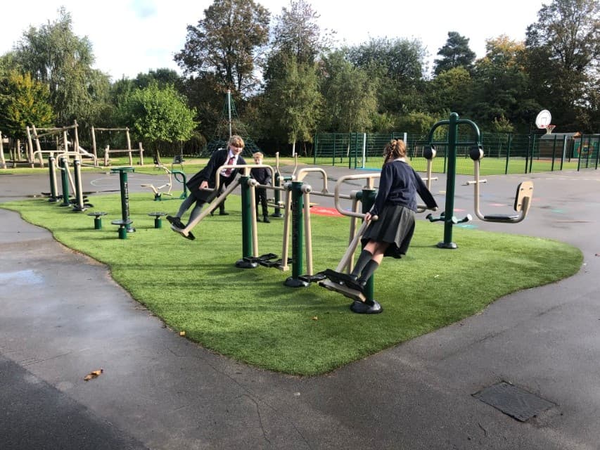 Outdoor gym equipment