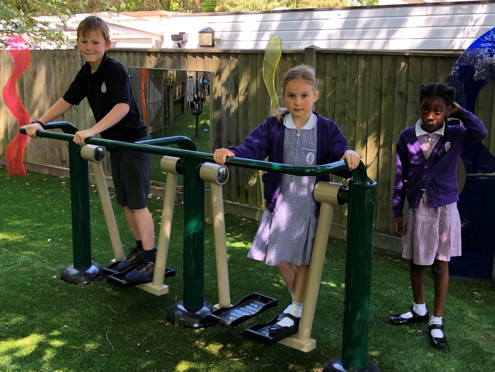 outdoor gym equipment for schools