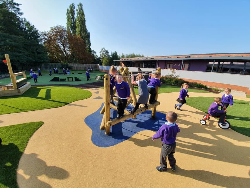 Wet Pour Surfacing For Schools