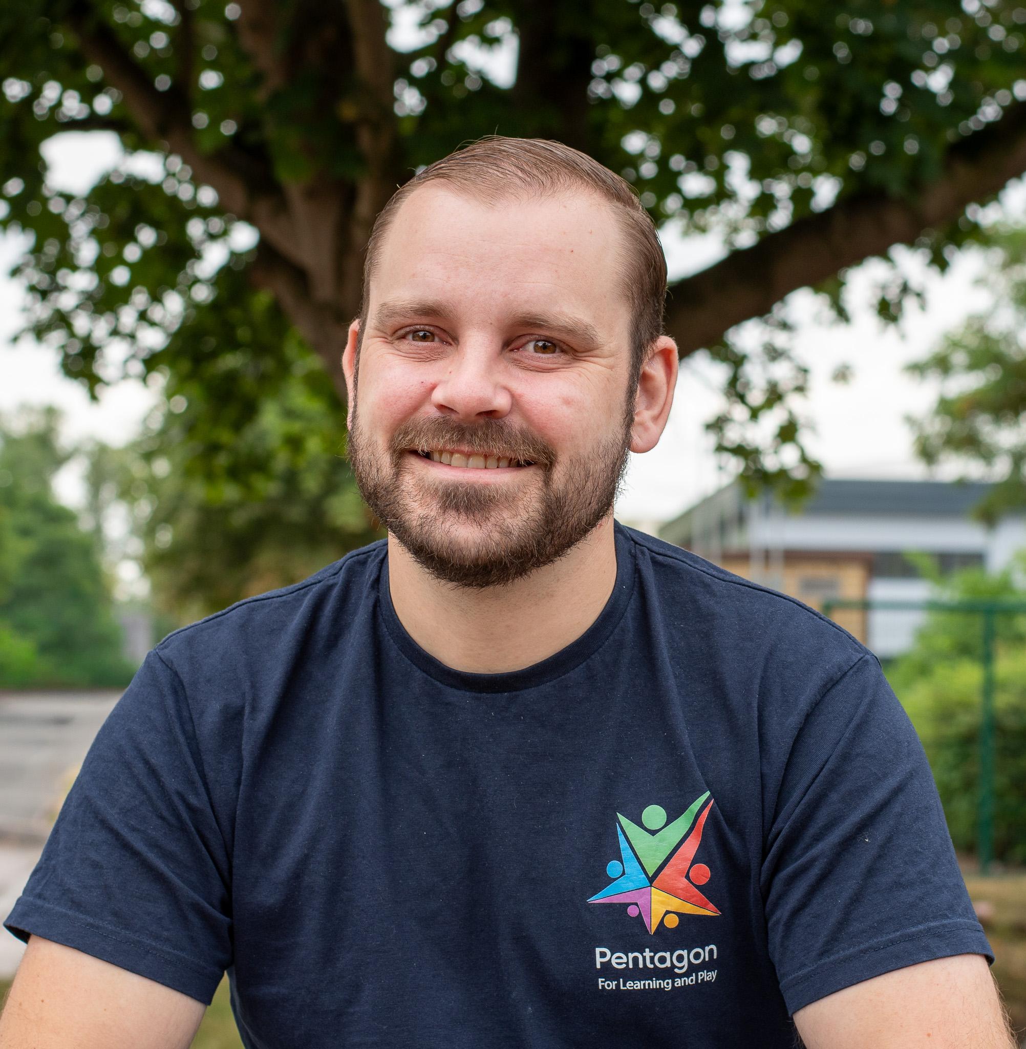 Image of Andrew Roberts